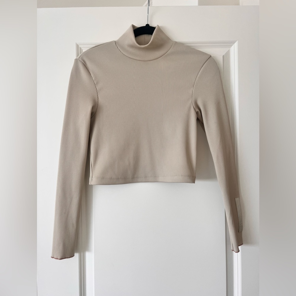 KITH turtleneck crop